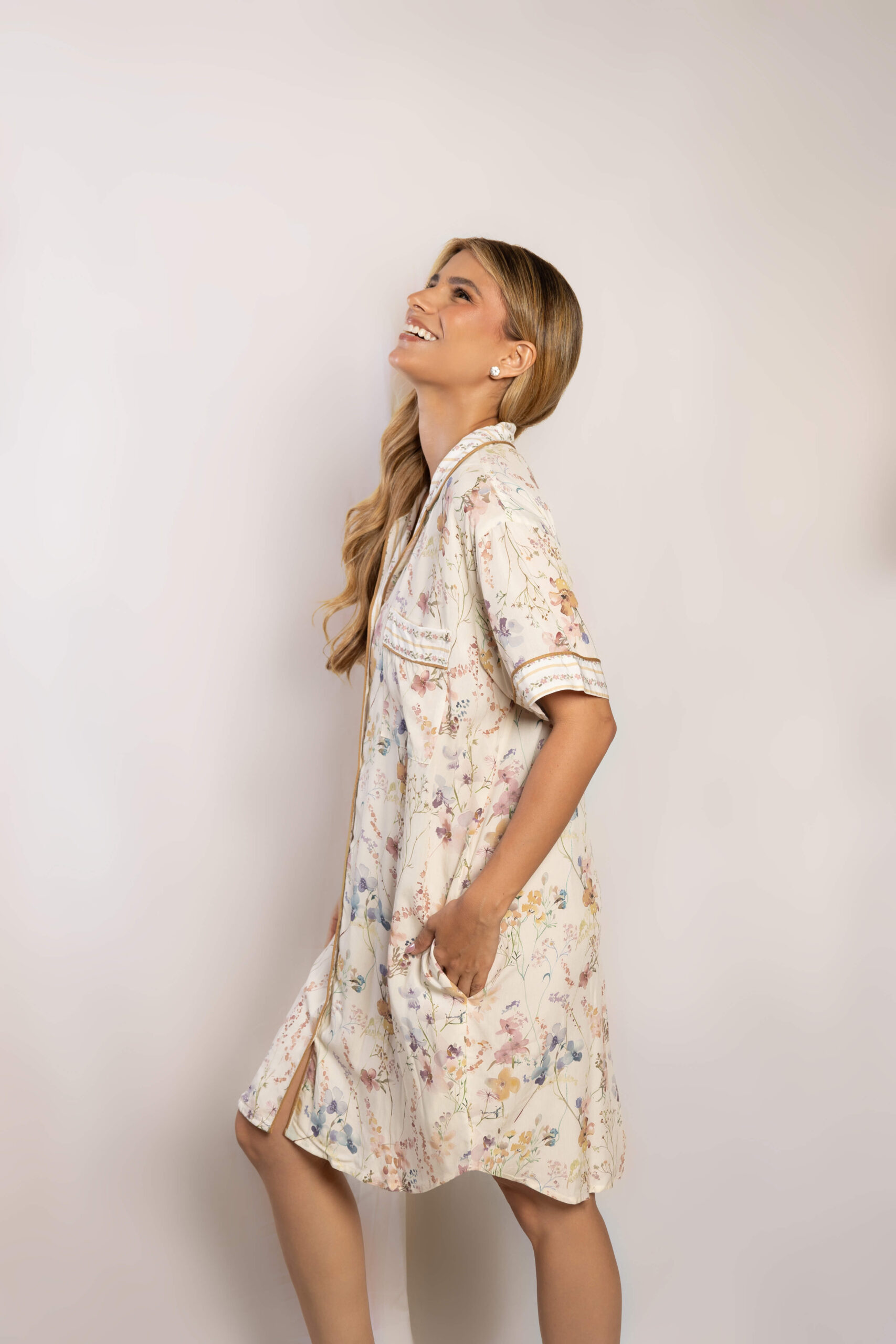 DALIA BATA MANGA CORTA VISCOSA 100% - Imagen 2