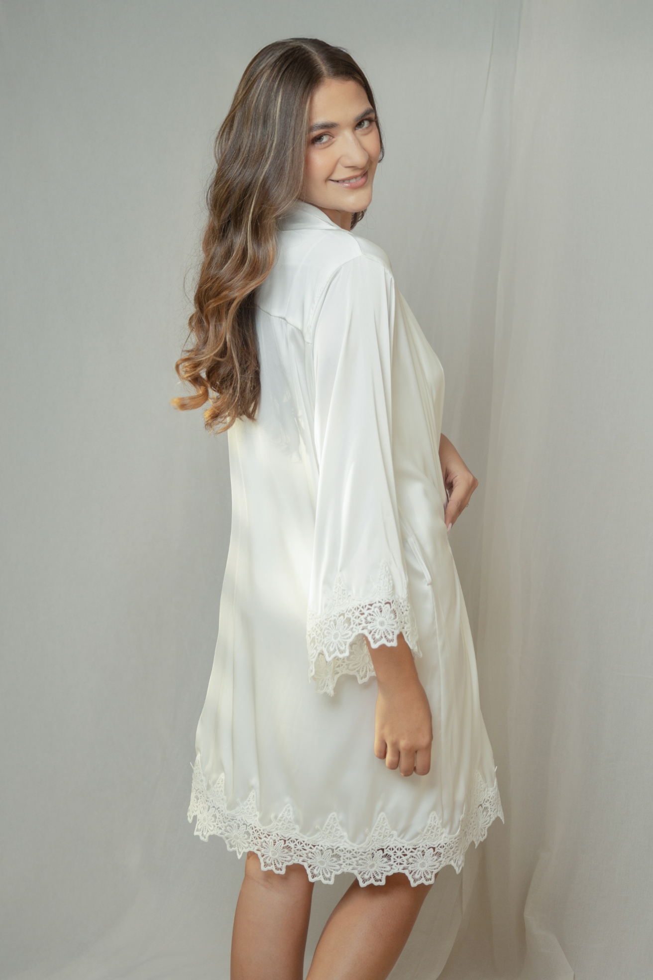 NEW BRIDE SEDA KIMONO - Imagen 5